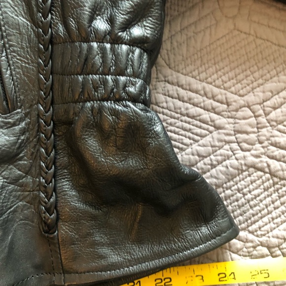 Hudson Leather Women's Black Jacket with Braided Detail, size-XXL - Picture 9 of 9